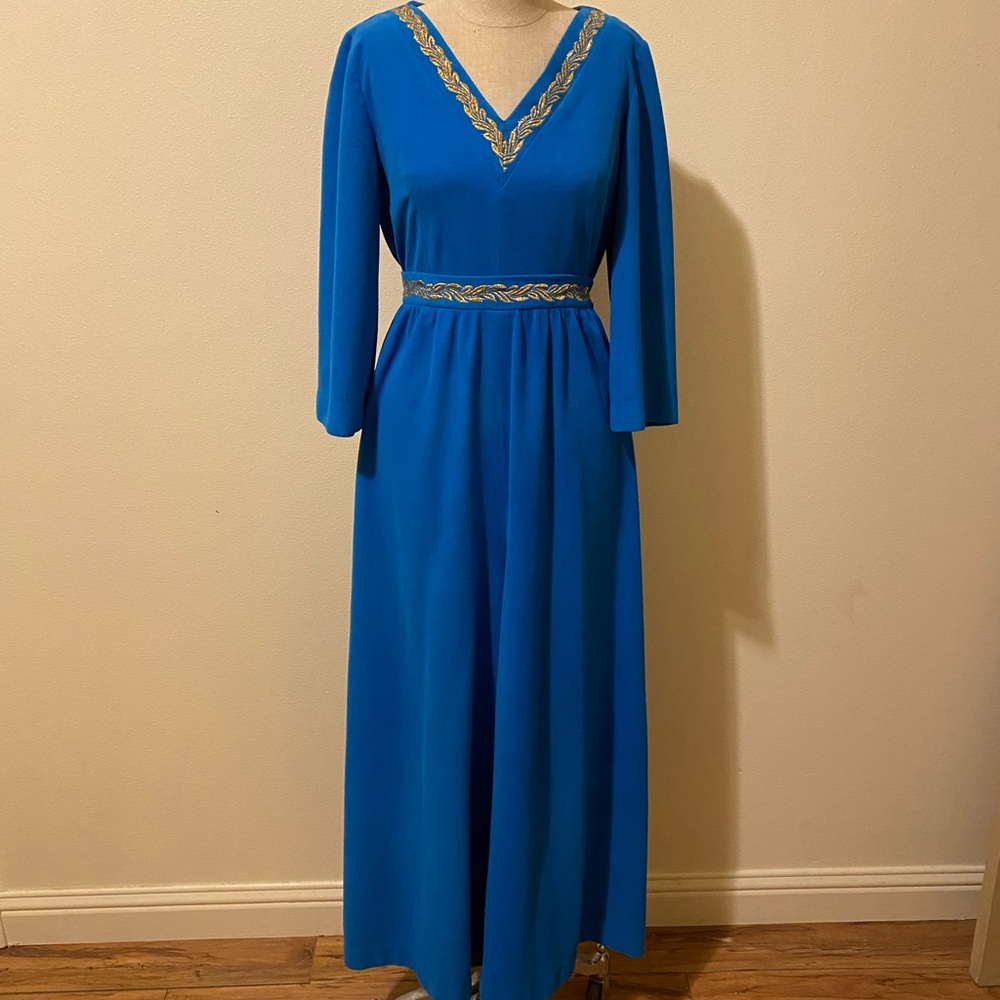 Vintage Jumper by Evelyn Pearson. Lounge jumper.
